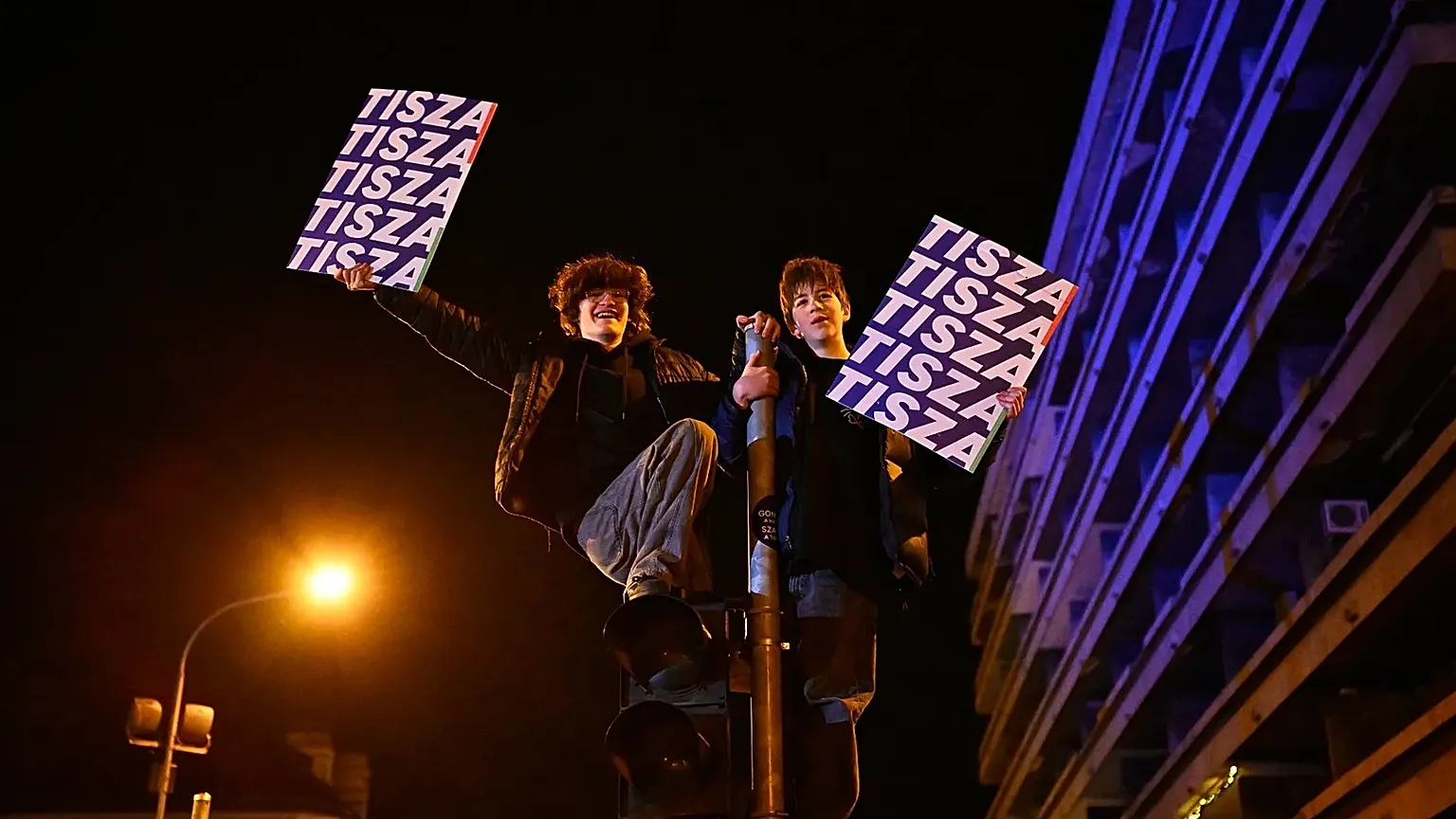 Youngsters celebrate in Budapest, 13 April, 2026