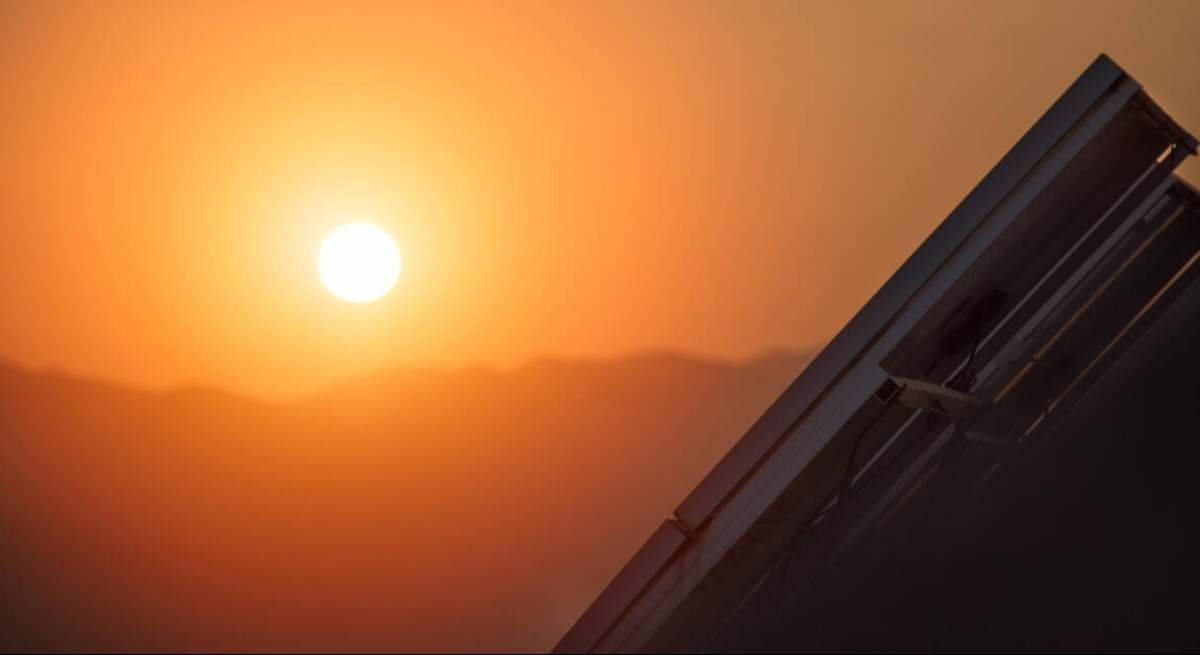 Científicos logran crear una sustancia capaz de absorber y almacenar la energía solar durante días