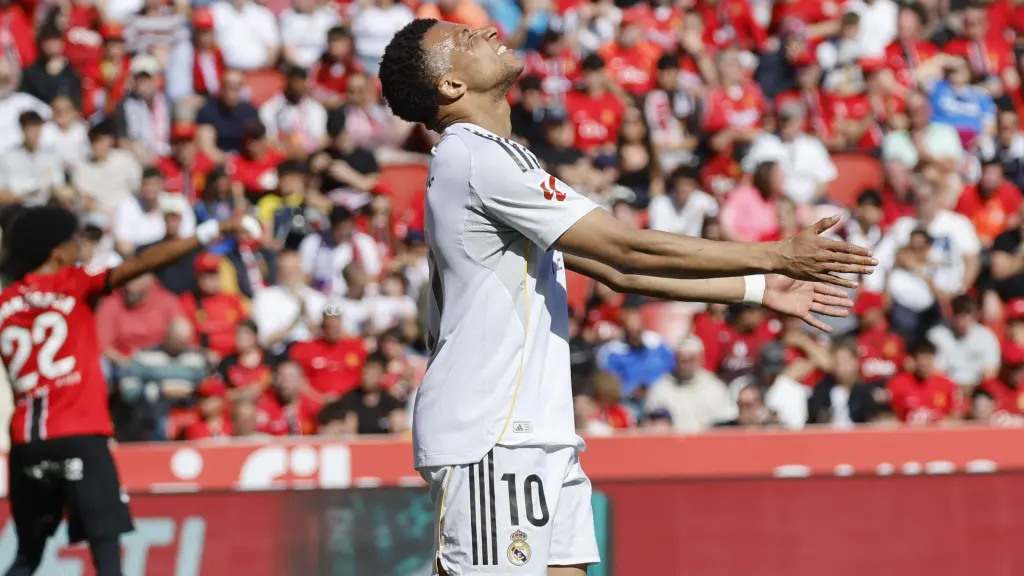 Mbappé se lamenta por haber fallado una ocasión durante el partido ante el Mallorca.