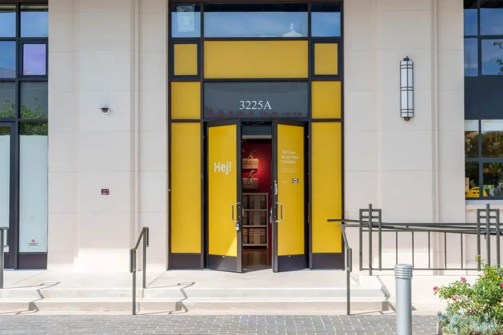 IKEA en Los Ángeles: el truco de su nueva tienda para pisos pequeños