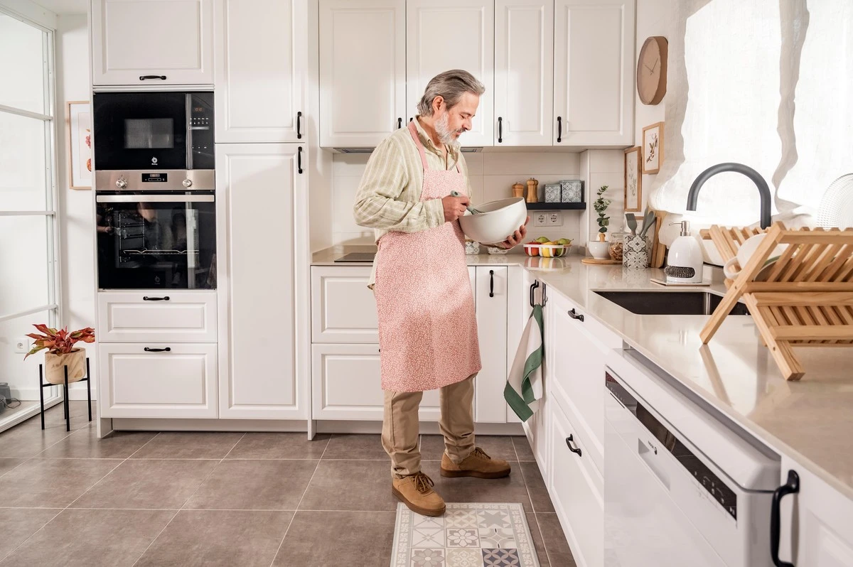 La cocina para mayores: el truco de una interiorista que evita que te agaches - image 1