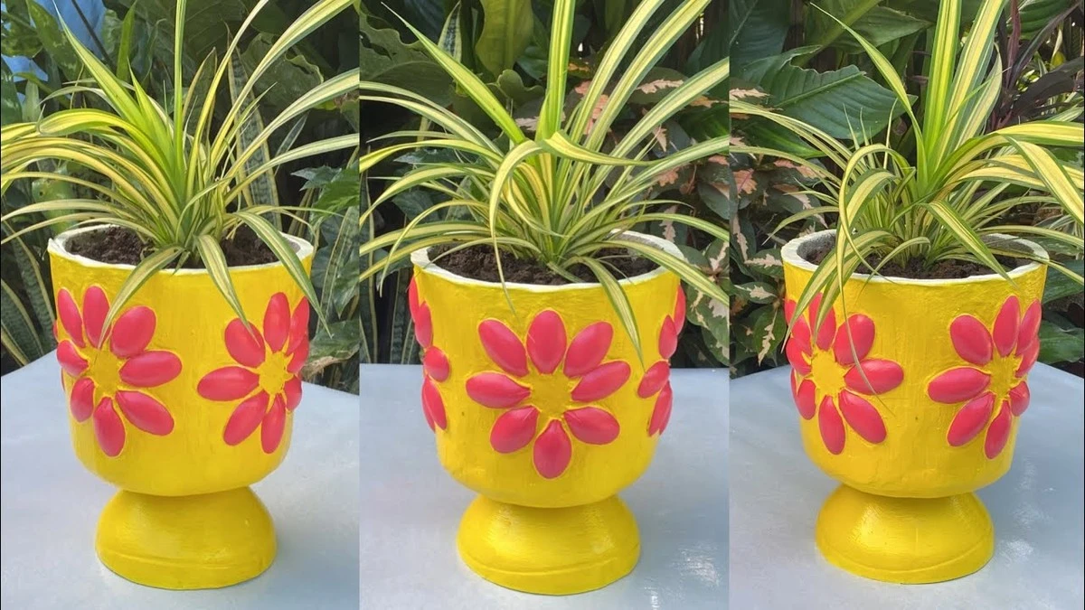 Por qué los jardineros ponen cucharas en las macetas: el secreto para no matar tus plantas - image 1