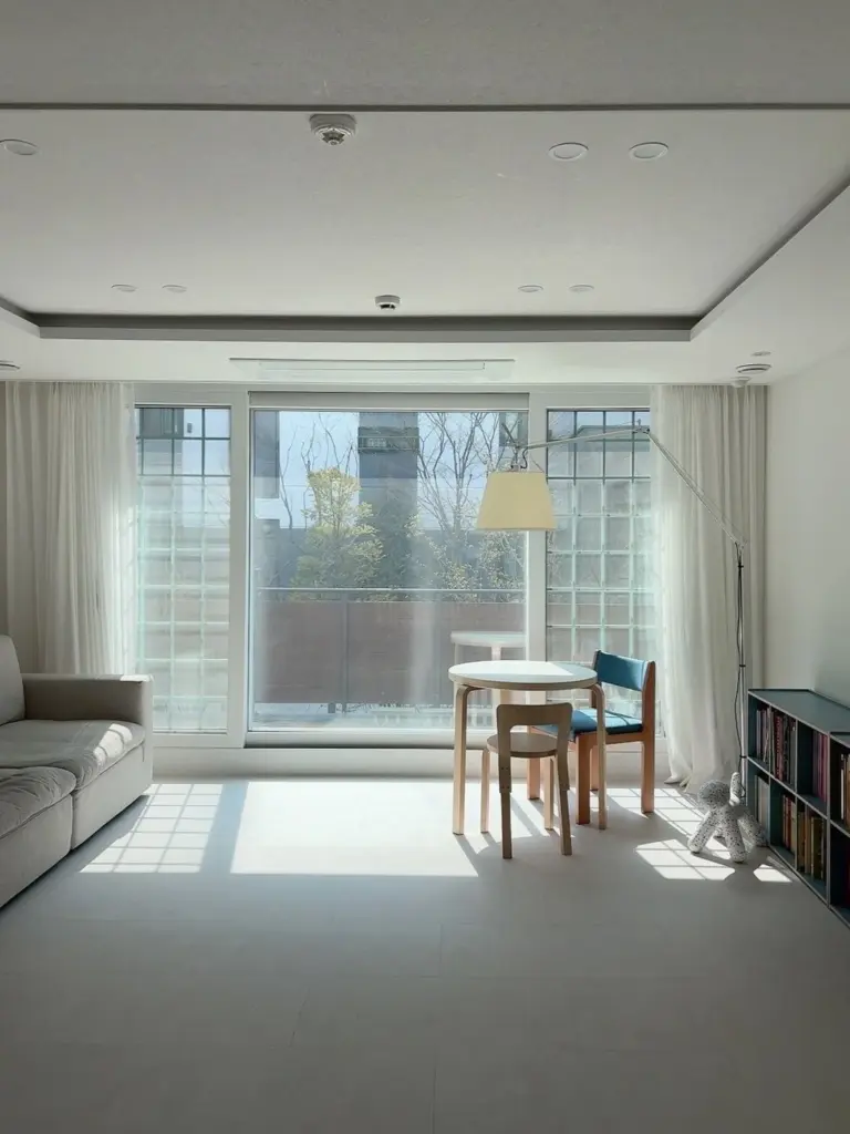 Remodelación del hogar: el truco de diseño de interiores para ganar luz en 112m²