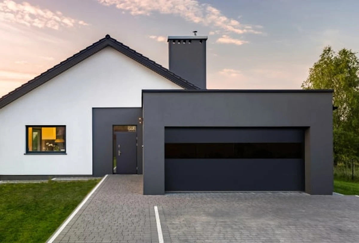 Sueldo de 3.500€ y futuro: Ryterna busca instalador de puertas de garaje y exteriores - image 1