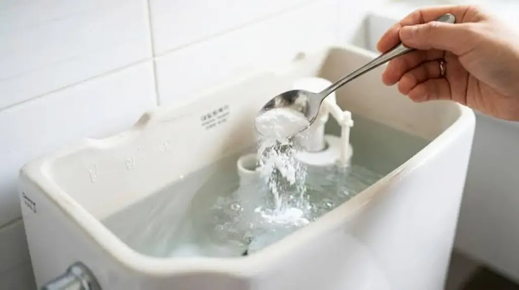 Tanque de agua sin sarro: por qué echo Bicarbonato de sodio cada mes