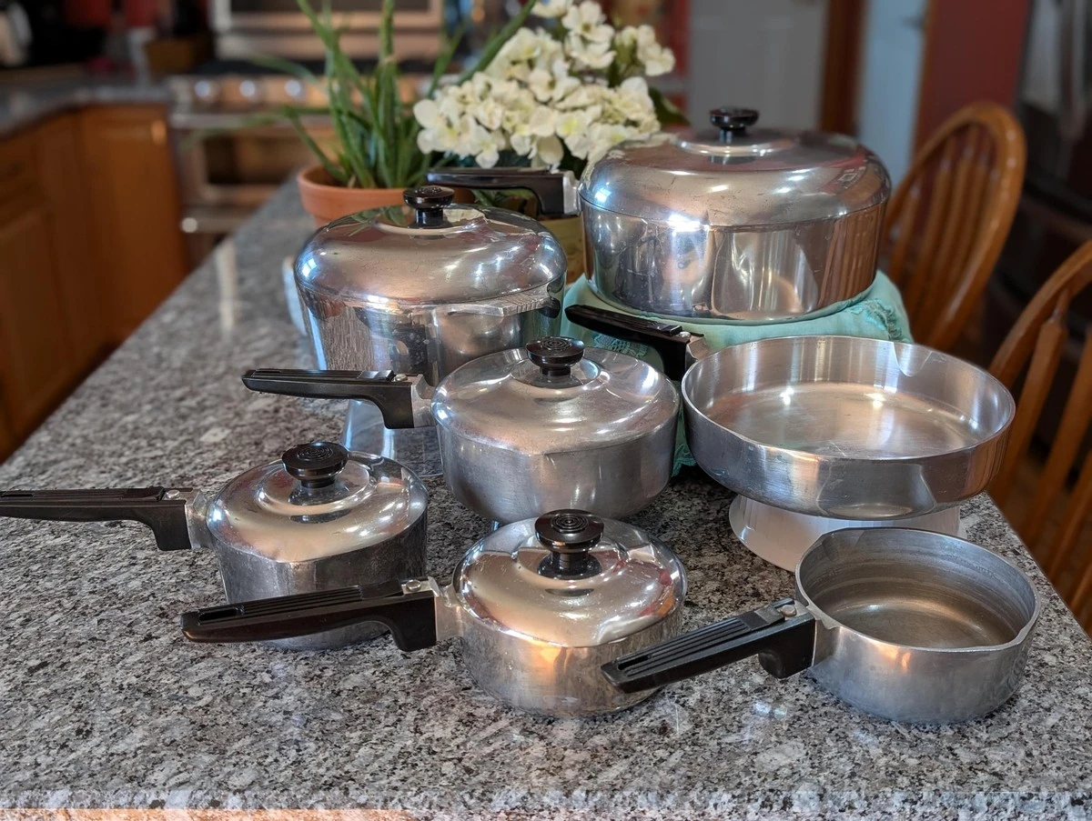 Vajilla de aluminio: el error oculto en tu cocina que afecta tu salud - image 1