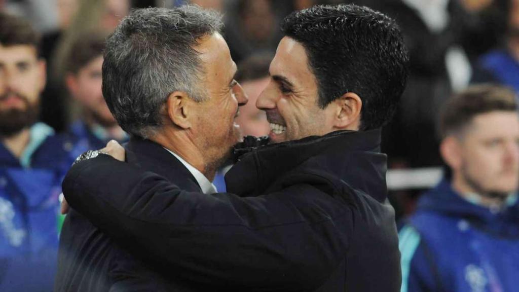 Luis Enrique y Arteta se saludan en la eliminatoria de semifinales la temporada pasada.