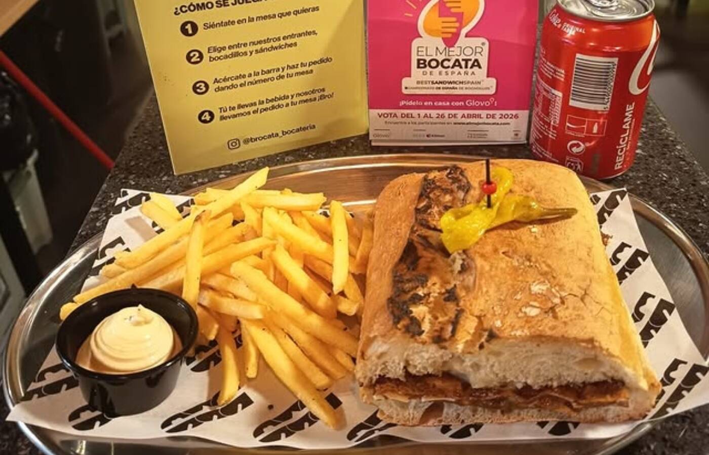 Foto: Aquí puedes comerte el mejor bocata de España. (Instagram/@brocata_oficial)