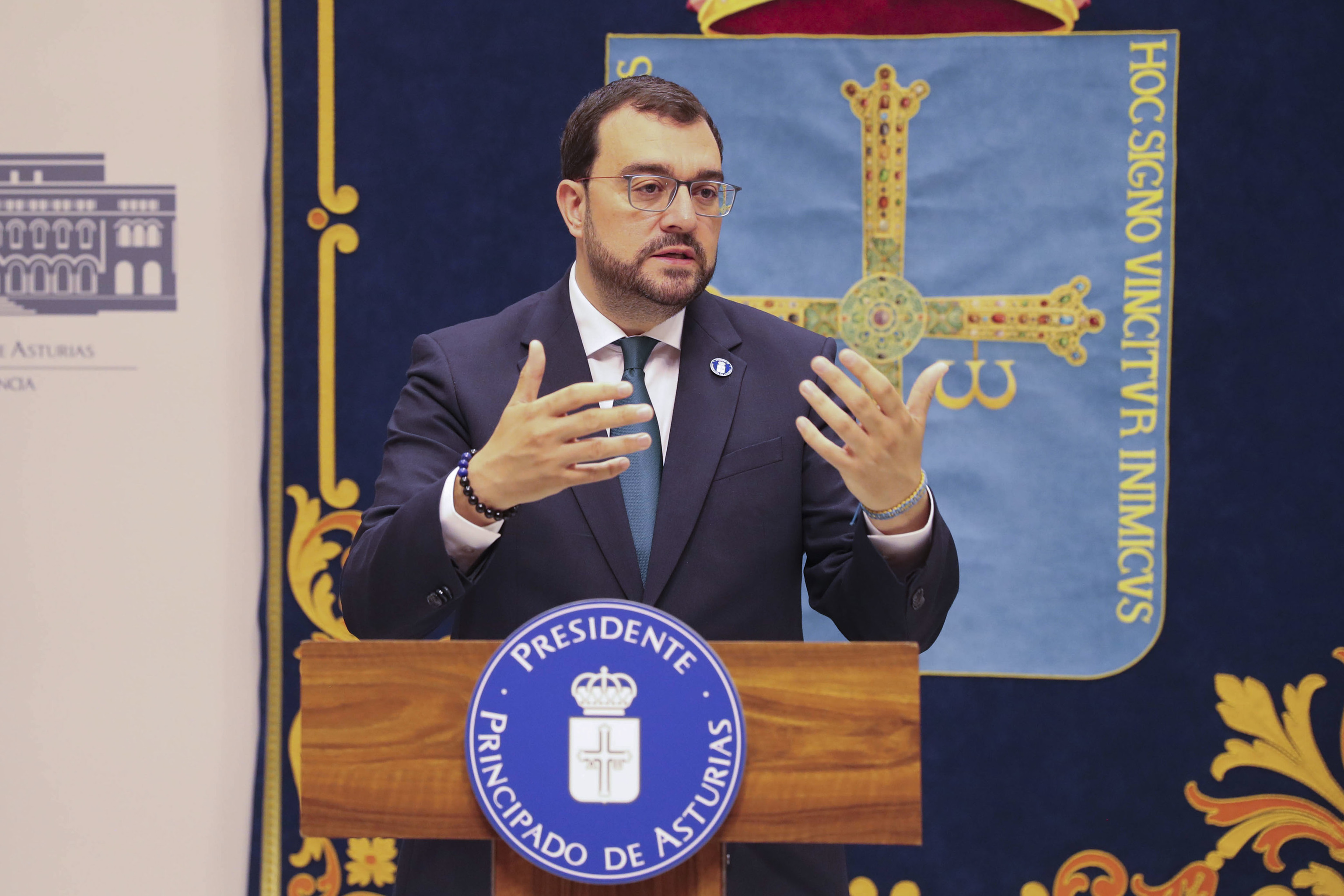 El presidente de Asturias, Adrián Barbón.
