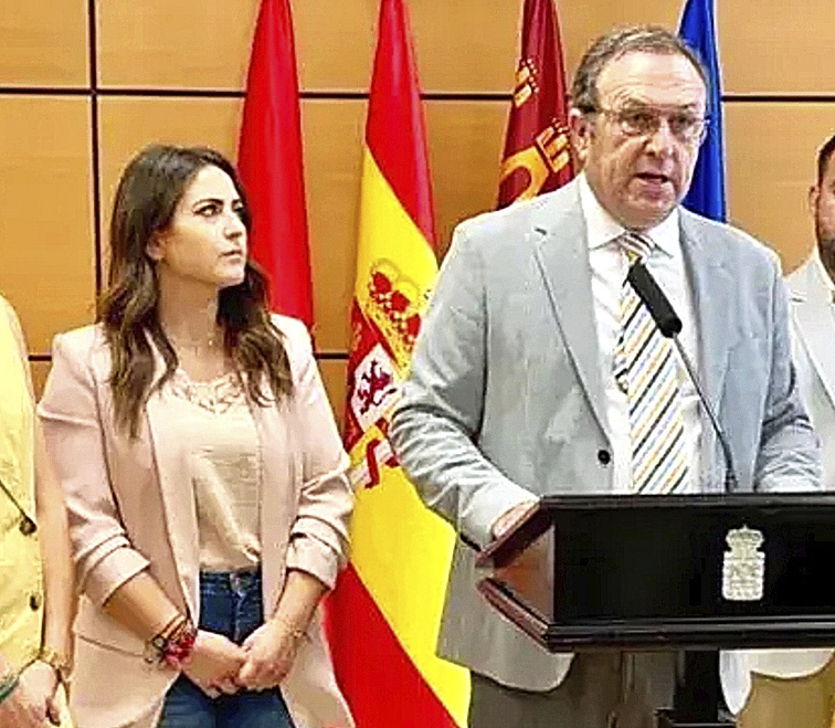 María Guerrero Cano y Luis Gestoso.