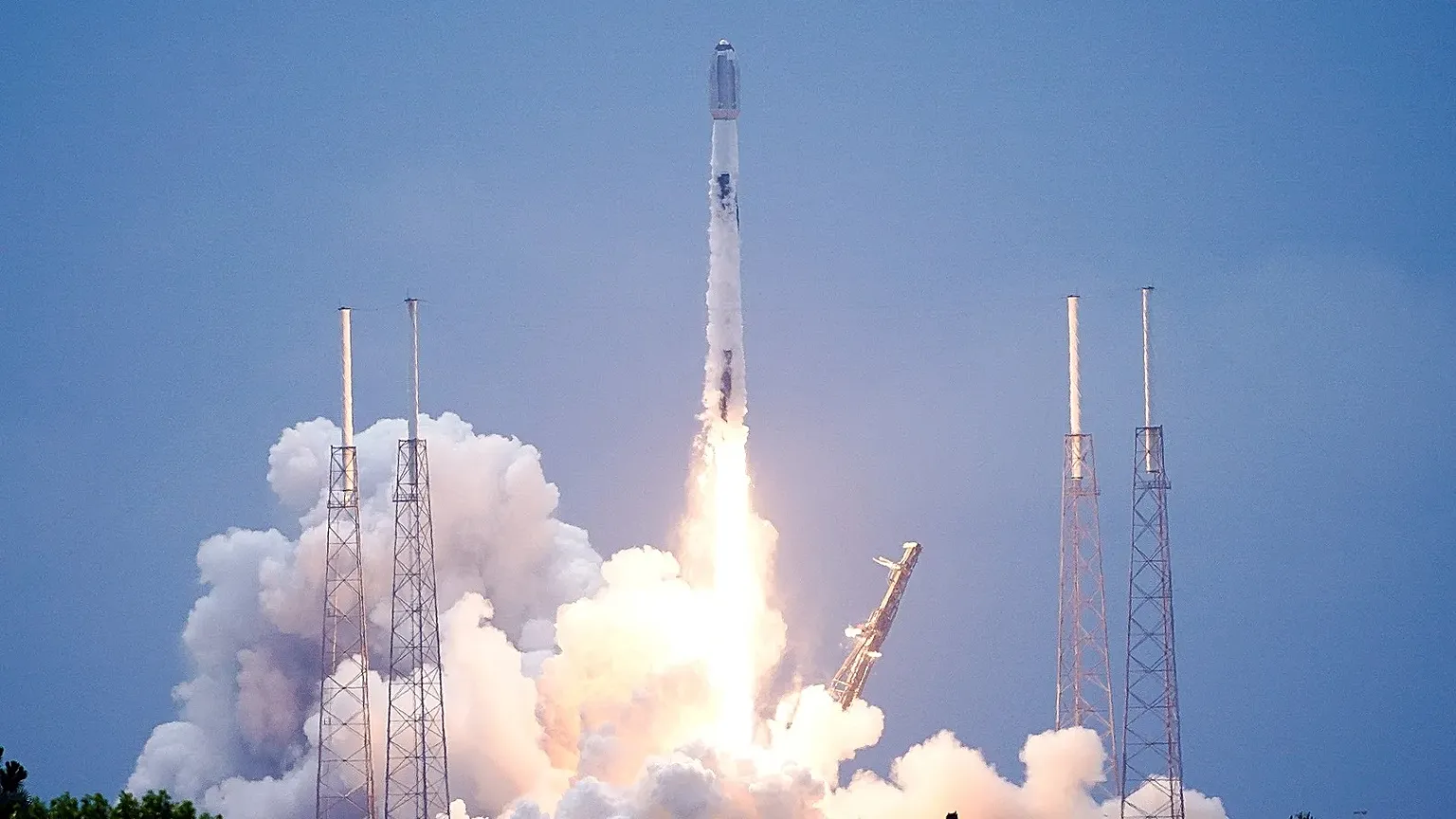 A SpaceX Falcon 9 rocket with a payload a of Starlink satellites lifts off from launch complex 40 at Cape Canaveral, Florida.
