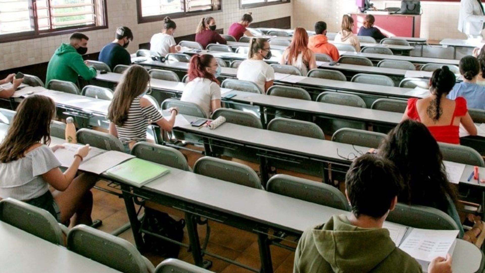 Ingeniero se muestra claro con los detectores de frecuencia antipinganillos: "Es poner puertas al campo"