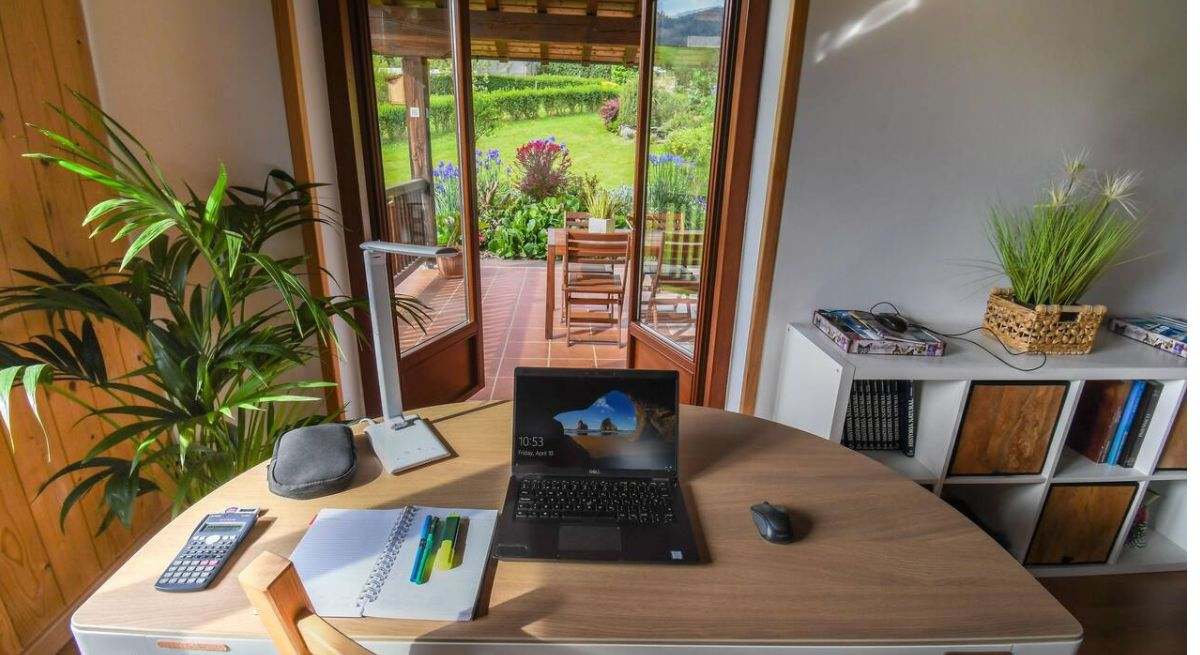 Adiós a fingir teletrabajar: esta IA le dice a tu jefe qué estás haciendo en cada momento