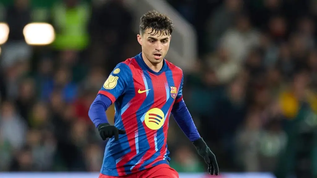 Pedri, futbolista del FC Barcelona, 23 años: Me levanto a las 8 de la mañana, ceno a las 10 y estoy 15 horas de ayuno intermitente