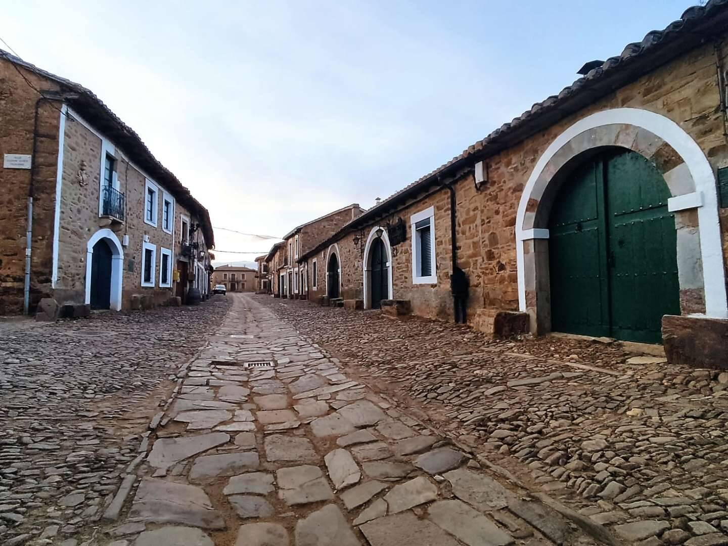 Foto: La villa de aire medieval donde comerte un buen cocido maragato. (Turismo de Castilla y León)