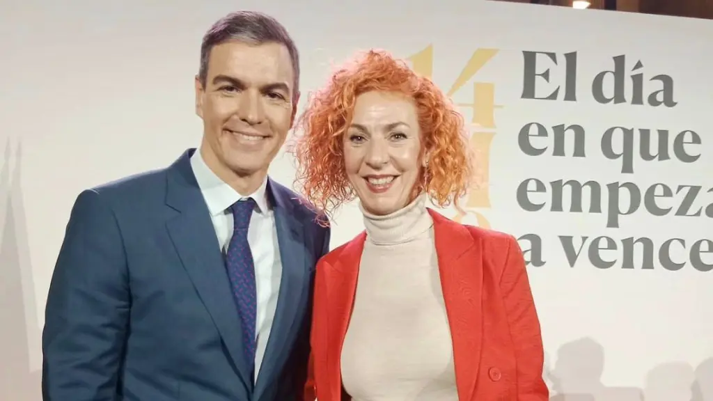 Pedro Sánchez y Antonia Alcázar, exalcaldesa socialista y hermana de la secretaria de Zapatero, Gertrudis.