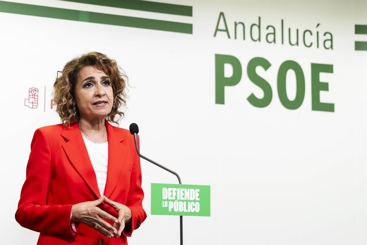 La secretaria general del PSOE-A y candidata a la Presidencia de la Junta de Andalucía, María Jesús Montero. (Marian León/ Europa Press)