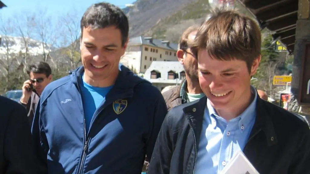 Pedro Sánchez y Félix Jordán de Urriés en Benasque (Huesca) el 4 de abril de 2015.