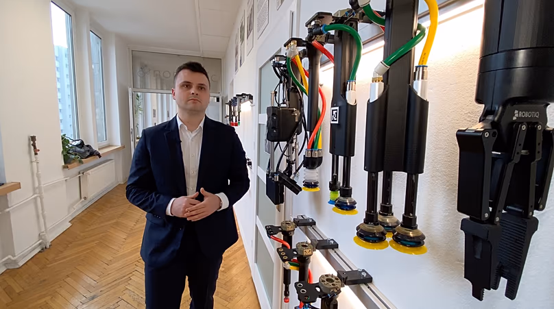 Mateusz Karolak, Mechatronics Design Engineer