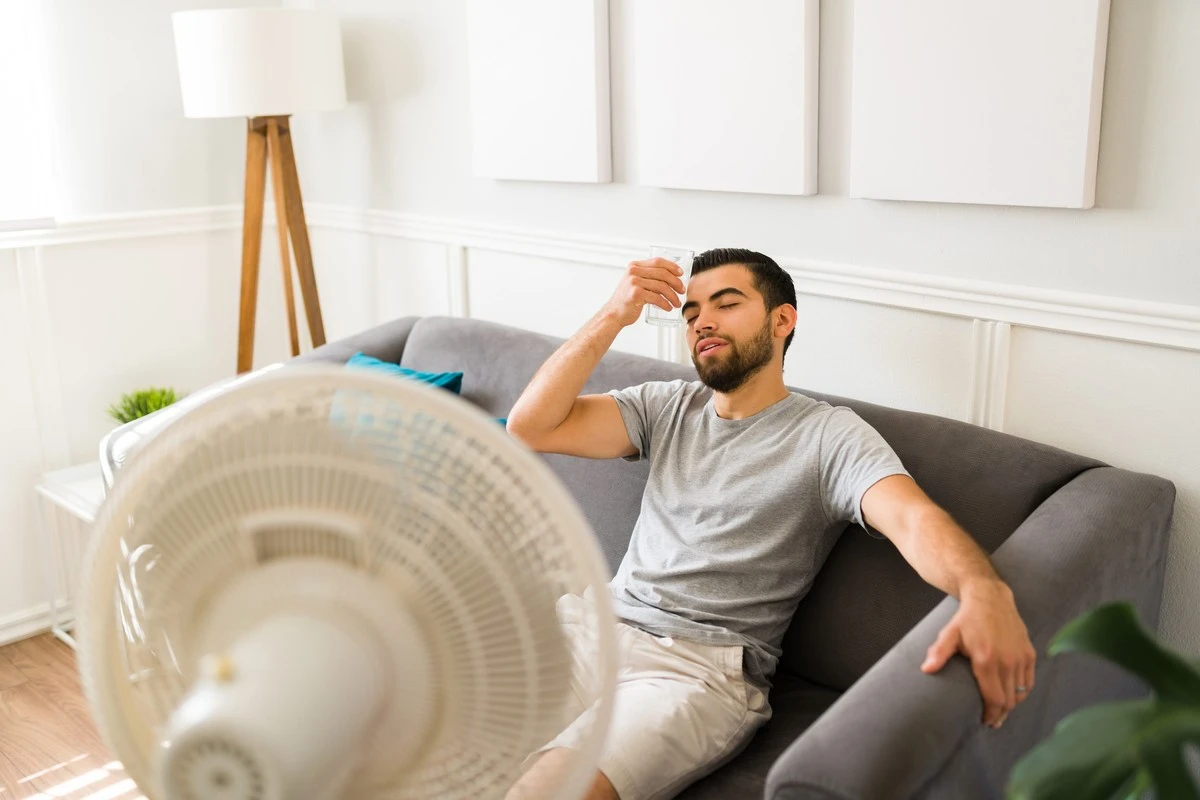 Acondicionador de aire o ventilador de techo: el truco para ahorrar un 70% luz - image 1