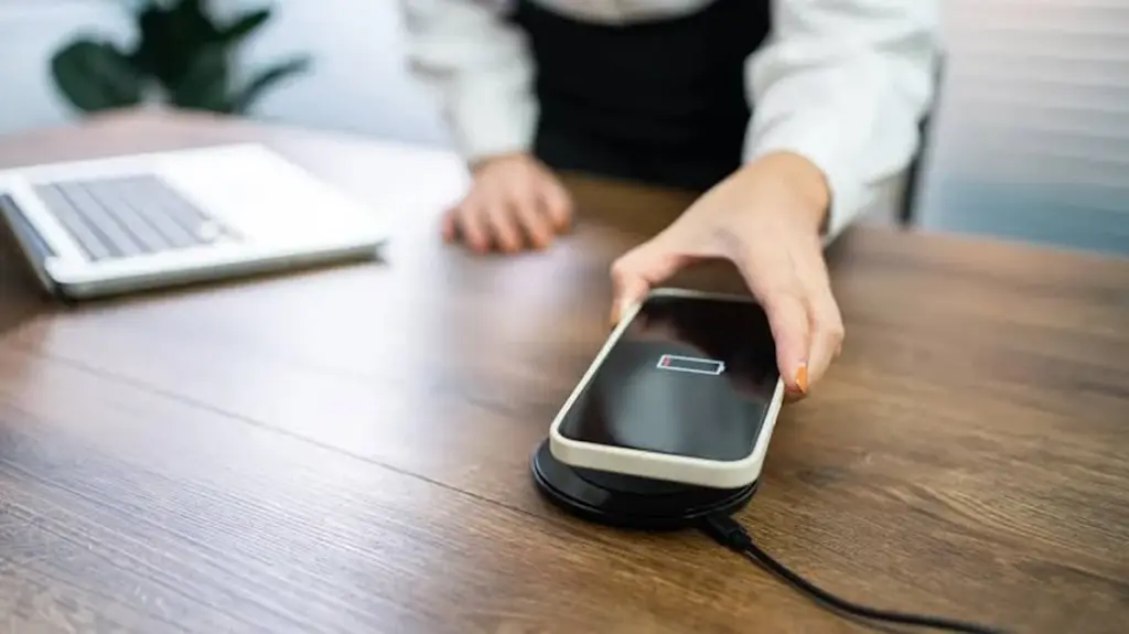 Adiós al 100%: el truco de la batería de iones de litio en tu teléfono inteligente