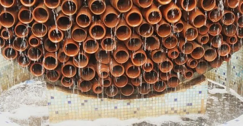Adiós a la factura de luz: el aire acondicionado de terracota de India que enfría 10°C sin electricidad