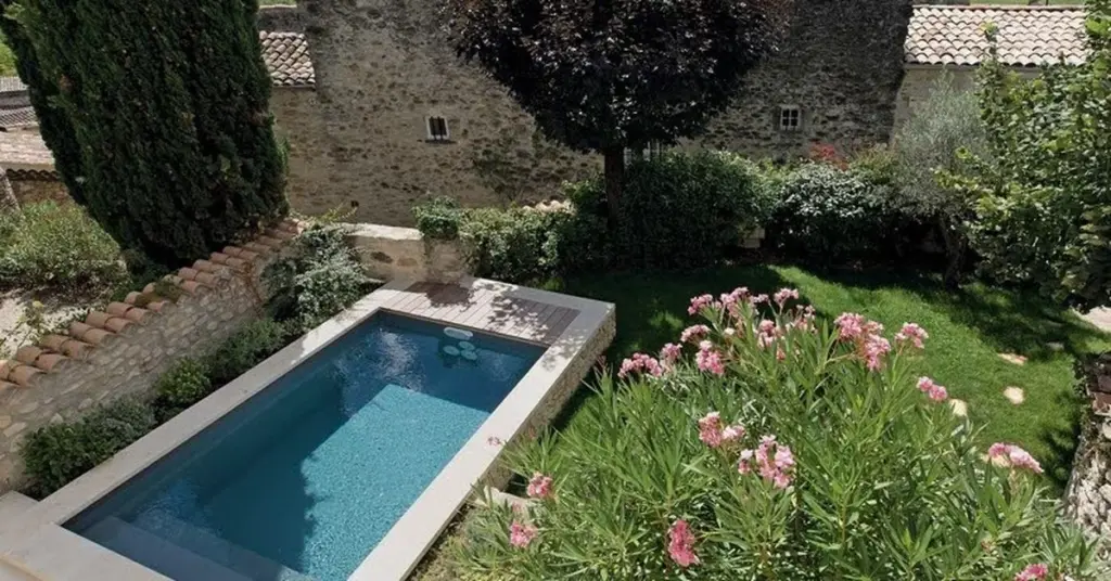 Adiós a las obras largas: la mini piscina (piscina de menos de 10 m2) de Ain Piscines