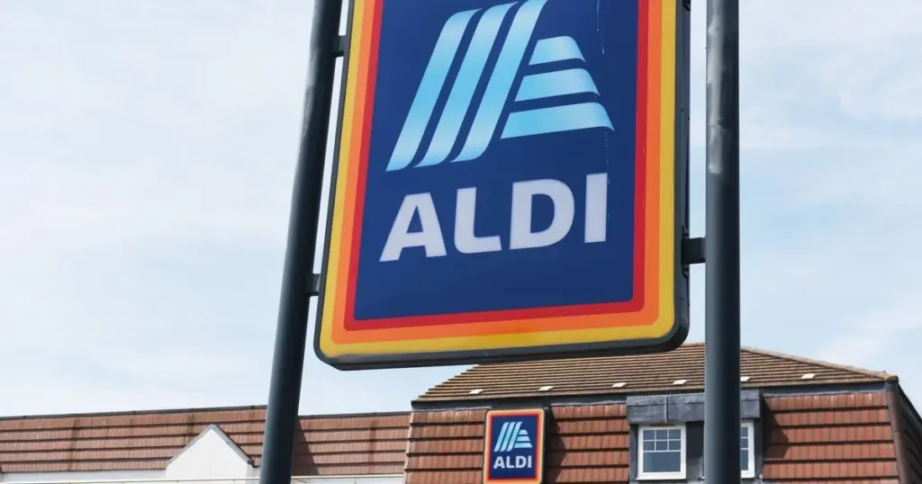 Adiós al calor por 4€: el truco de Aldi y Kirkton House para dormir frescos