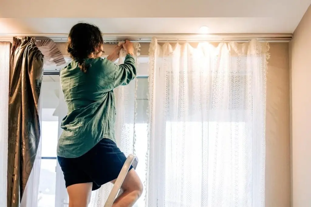 Adiós al minimalismo frío: Las Cortinas de los 90 que Malla Tapio recupera