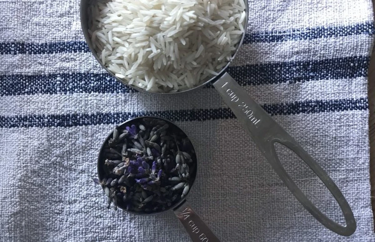 Adiós a los olores en el baño: el truco del Arroz con Perfume casero - image 1