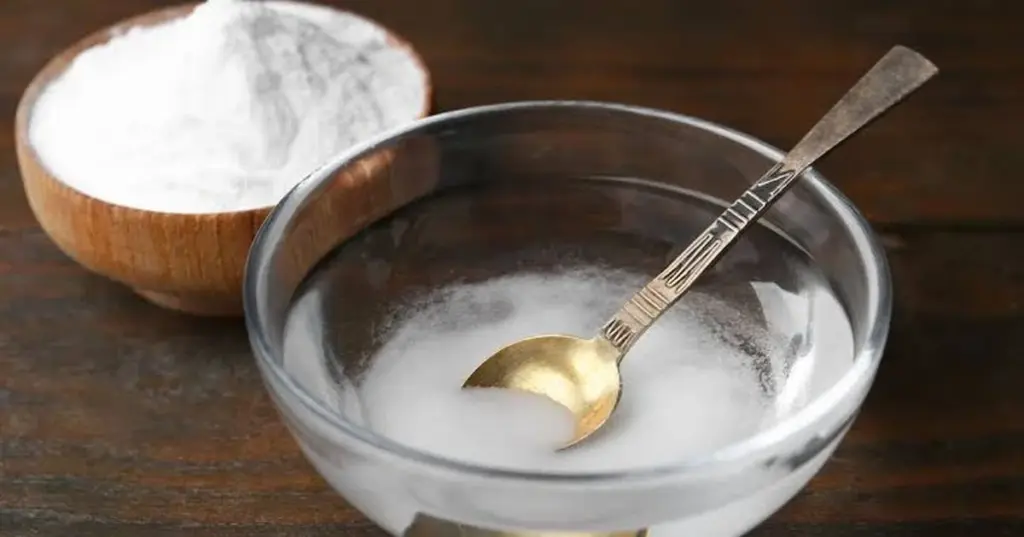 Adiós al sarro: el truco del bicarbonato de sodio para grifos brillantes