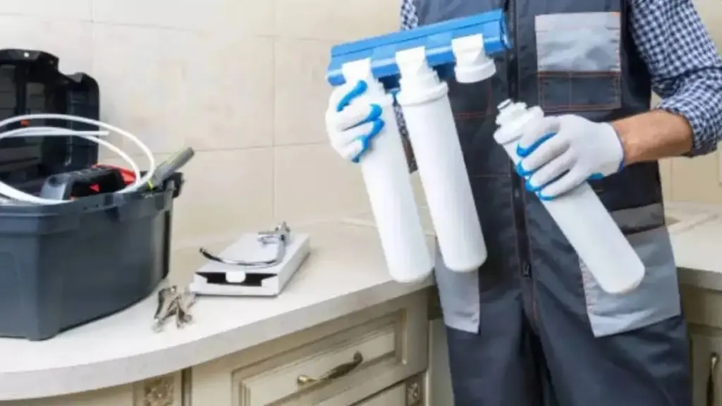 Agua del grifo: el error de tu purificador de agua que no perdonarás