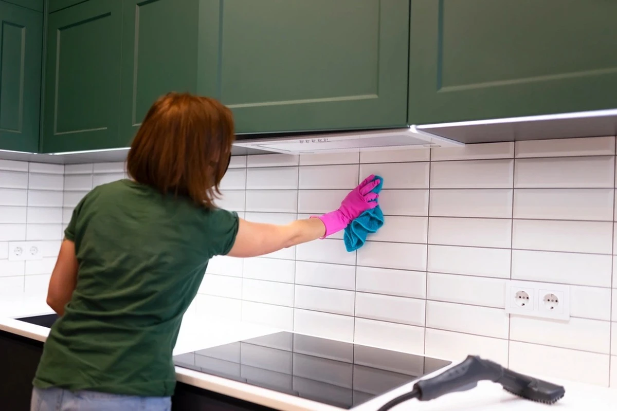 Azulejos sin grasa: el método de 2 minutos para una Cocina impecable - image 1