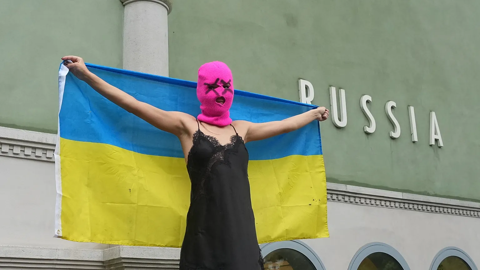 Pussy Riot and FEMEN activists stage a protest against Russia's presence at the 2026 Venice Biennale