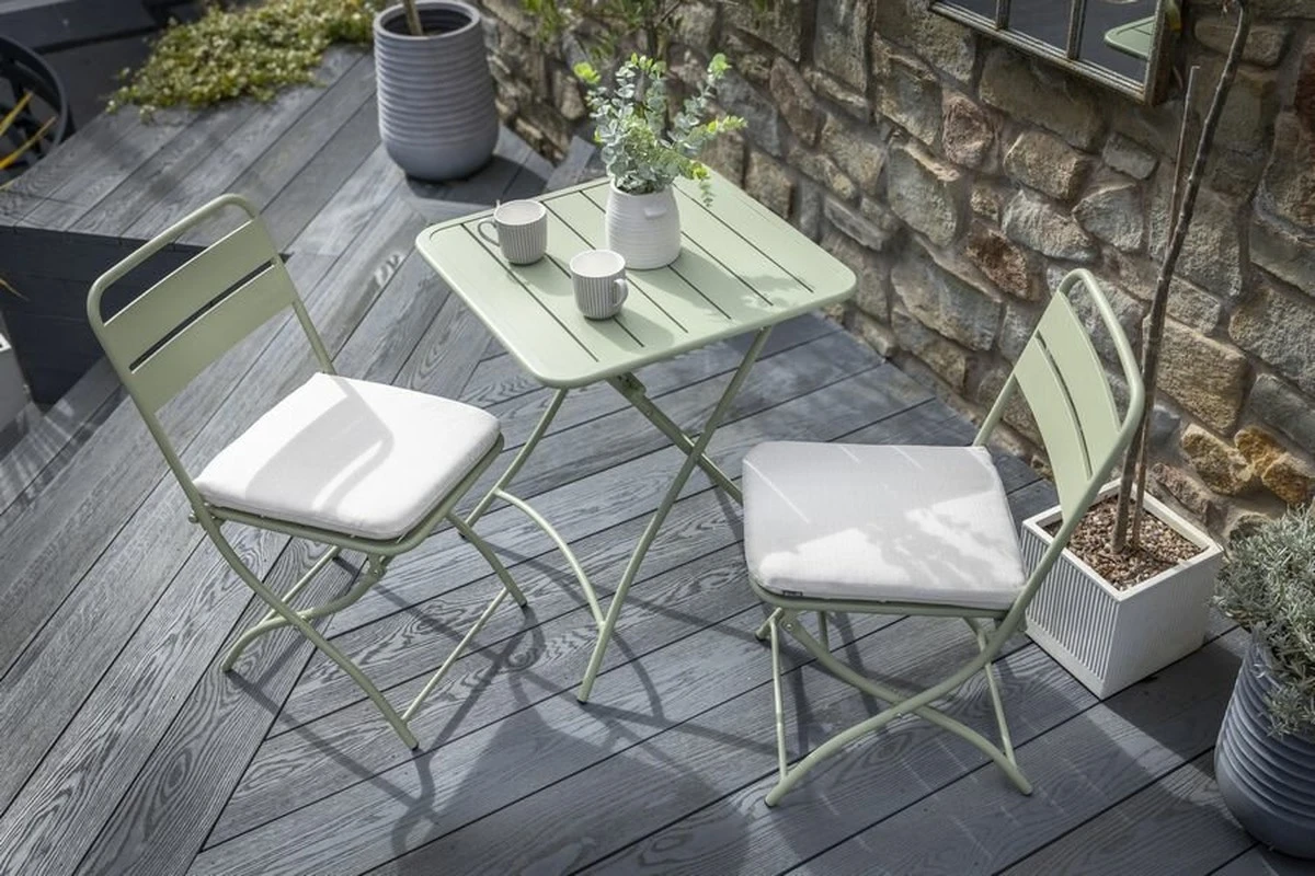 Balcón nuevo por 24€: el Folding Bistro Set de B&M que agota stock - image 1