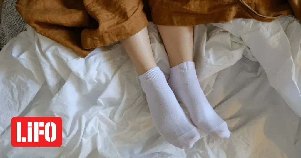 Calcetines blancos como nuevos: usa detergente con blanqueador de oxígeno así