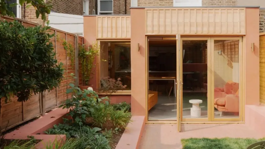 Casa de 40m² parece mansión: el truco de Pensaer y Rhys Owen para ganar espacio