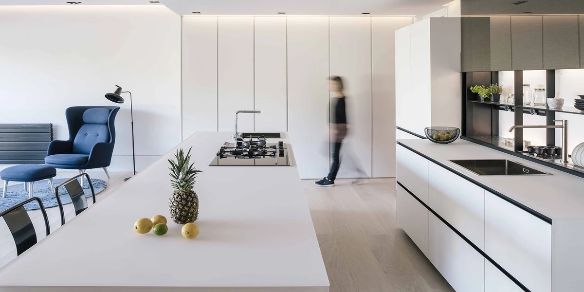 Cocina abierta sin olores: el truco de diseño de interiores que arrasa en 2026 - image 1