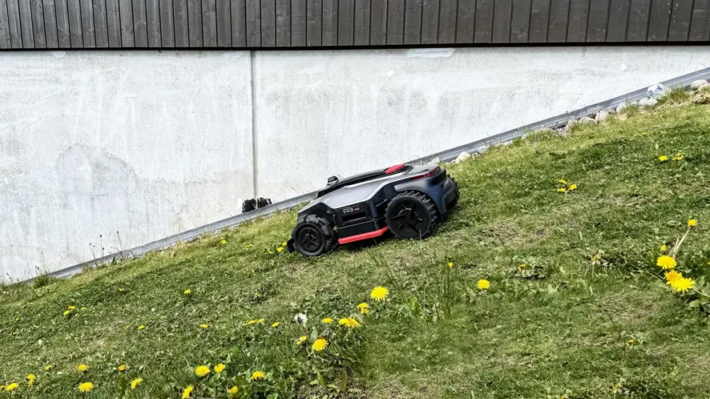 Dejé de contratar jardineros: el Dreame A3 AWD Pro de Dreame cuida jardines 4x4