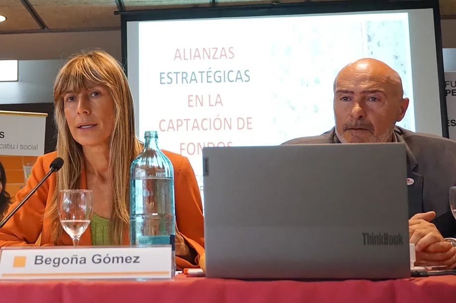 Begoña Gómez y José María Torres.