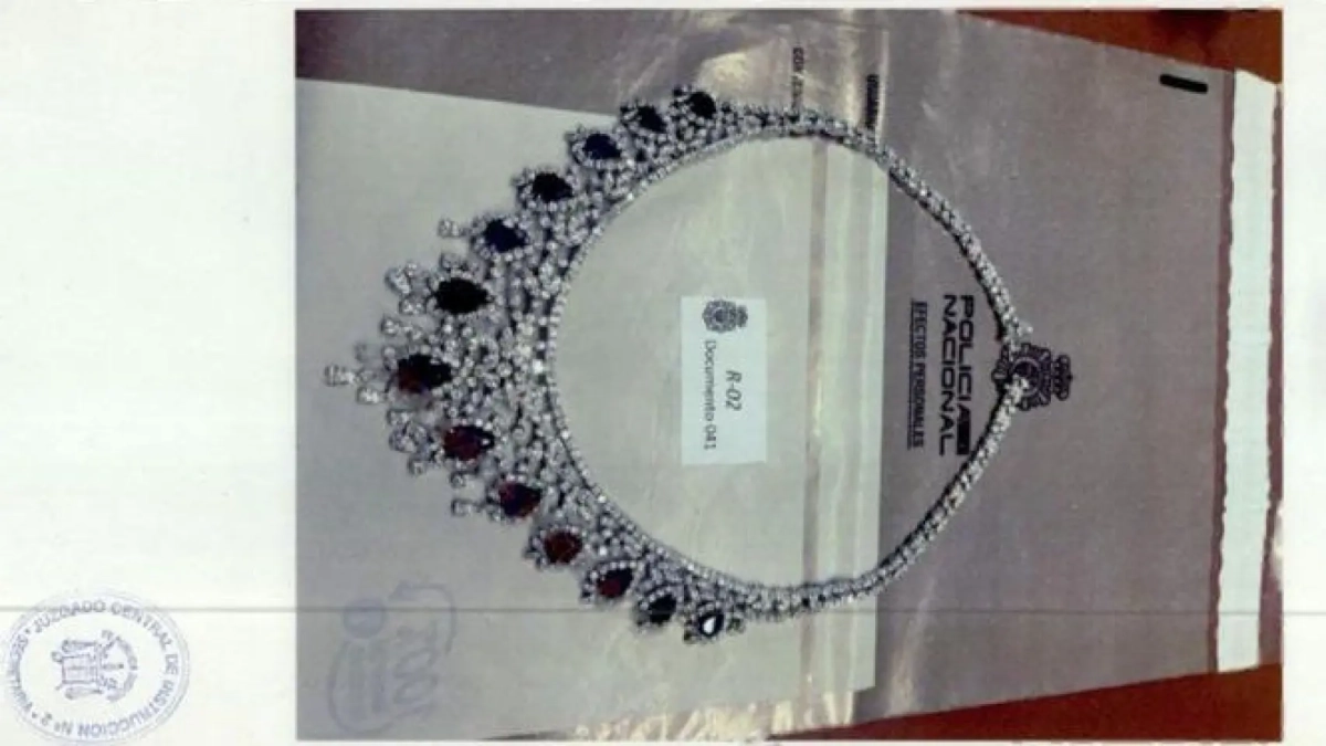 El collar con un valor estimado de entre 250.00 y 450.000 euros