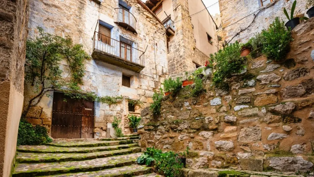 Gobierno de Aragón ofrece 66.000€ para reformar tu casa: el plan para vivir en Aragón