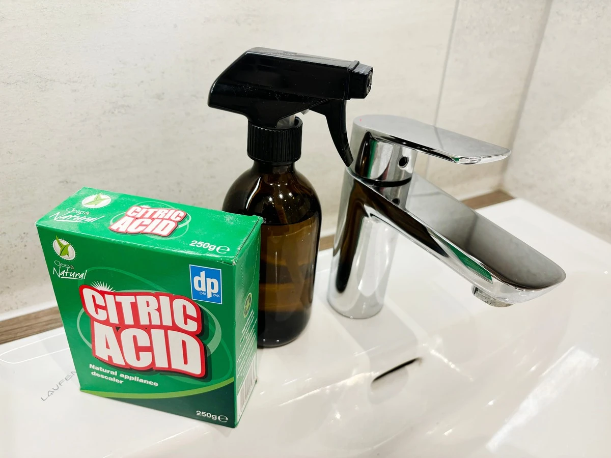 Inodoro impecable en 30 minutos: el truco del ácido cítrico sin químicos - image 1