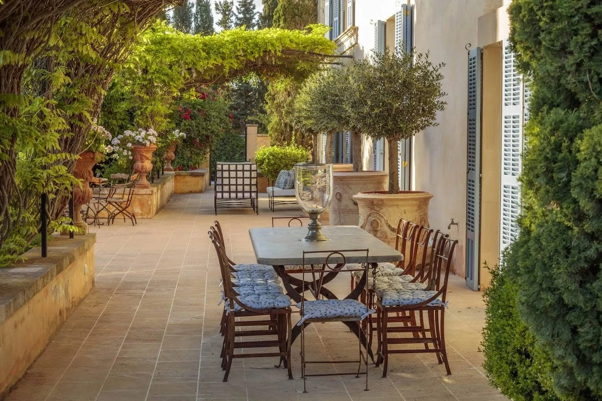 Jardinería sin multas: el método para un césped perfecto que ahorra 750€ - image 1