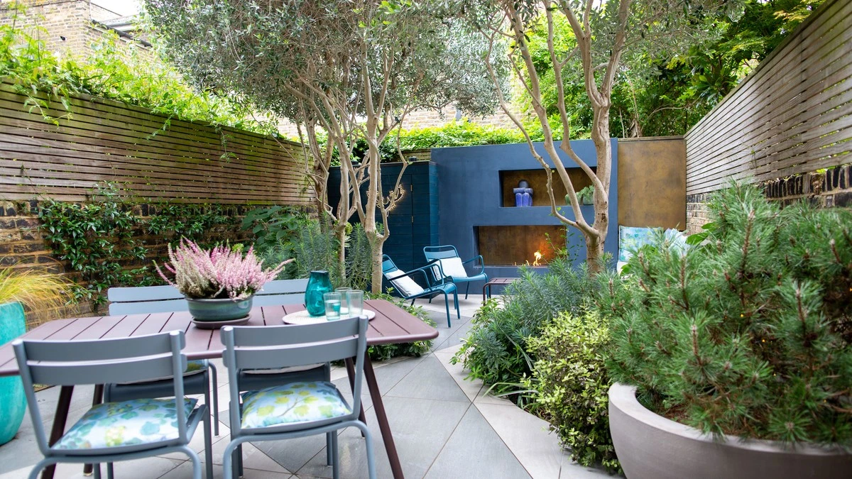 Laura Janney de The Inspired Garden Masterclass: jardín maduro en 1 verano - image 1
