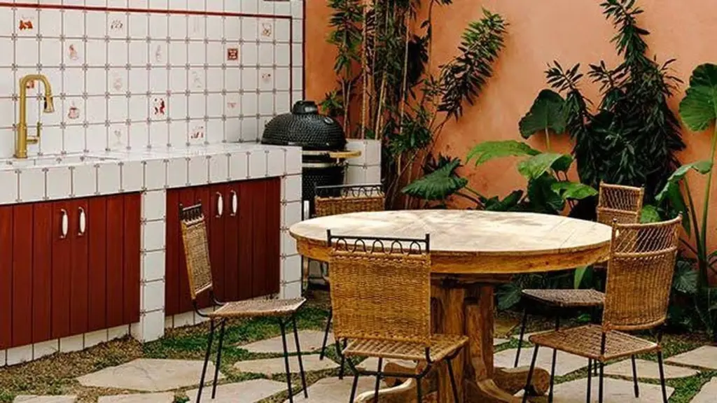 Renovación de Memola Estúdio en obra de Marcio Kogan: adiós al frío minimalismo