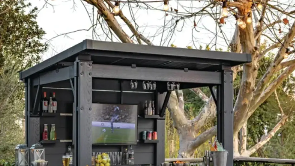 Terraza perfecta ante el calor: Dunelm rebaja 200€ el bar Keter viral