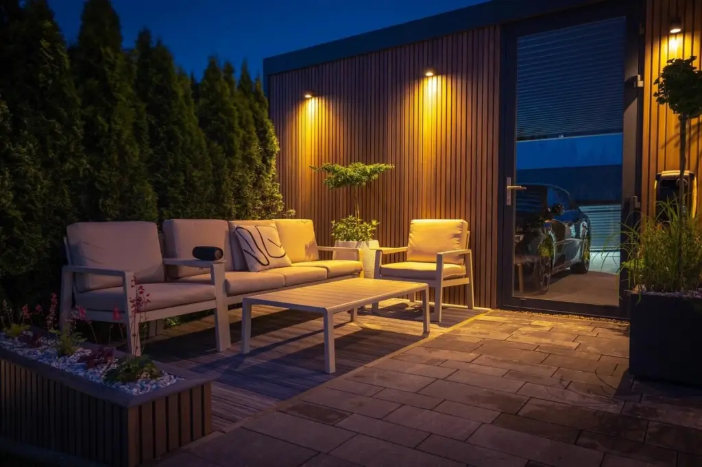 Vecinos curiosos: el truco de la Pérgola para Blindar tu Jardín en 2026