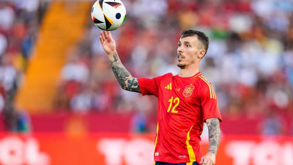 Alejandro Grimaldo durante el amistoso entre España y Andorra en Badajoz