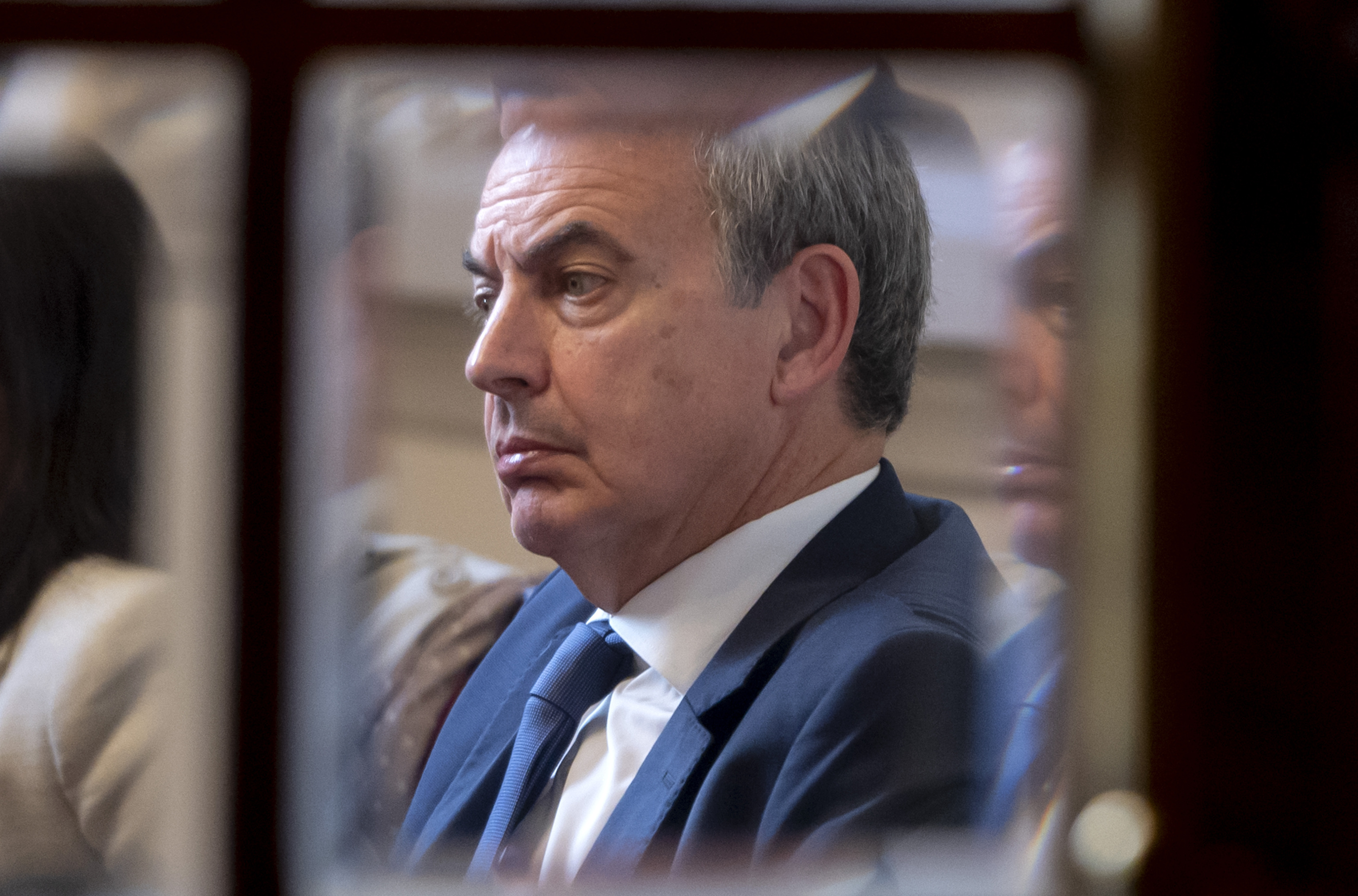 Zapatero, en un acto en el Ateneo en 2025.